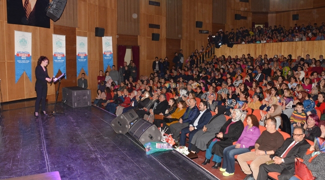 AKSARAY'DA ÖĞRETMENLER GÜNÜNE ÖZEL YEŞİLÇAM ŞARKILARI KONSERİ