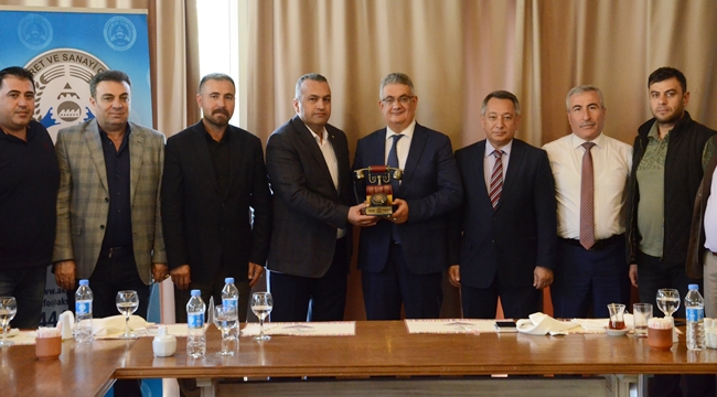 ATSO’DAN VALİ PEKMEZ’E VEDA YEMEĞİ