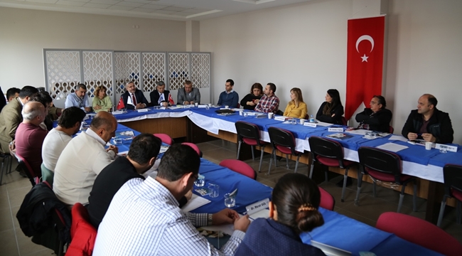 YENİ KUŞAĞIN ANLAMA BİÇİMİNE UYGUN ŞEKİLDE EĞİTİM VERMELİYİZ