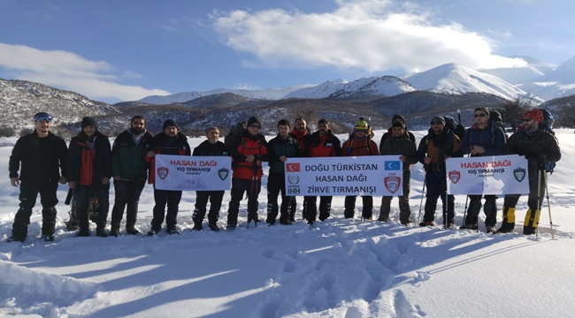 İHH'DAN DOĞU TÜRKİSTAN İÇİN HASANDAĞI ZİRVE TIRMANIŞI