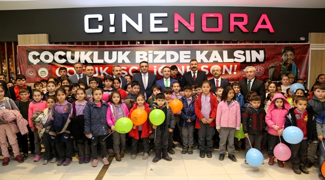 AKSARAY'DA 'ÇOCUKLUK BİZDE KALSIN ÇOCUK İŞÇİLİĞİNE SON’ ETKİNLİĞİ