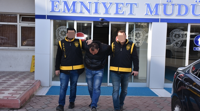 AKSARAY EMNİYET MÜDÜRLÜĞÜ EKİPLERİ CİNSEL TACİZ ŞÜPHELİSİNİ KISKIVRAK YAKALADI