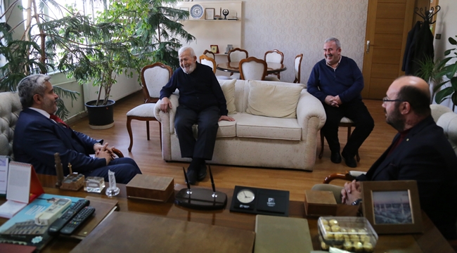 ŞAHİN, İŞADAMI AHMET PEREK’İ ZİYARET ETTİ