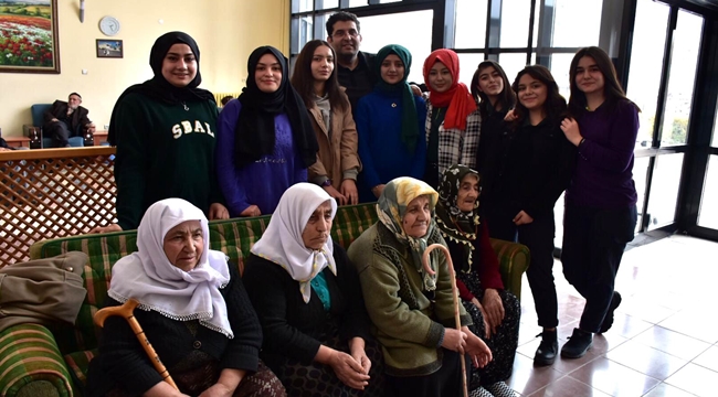 SOMUNCU BABA LİSESİ ÖĞRENCİLERİNDEN ANLAMLI FAALİYET