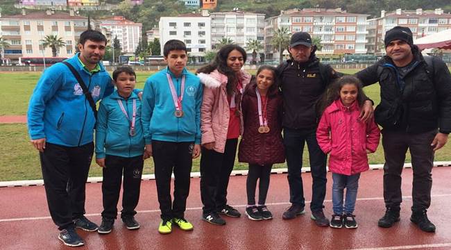 AKSARAY'A GÖRME ENGELLİLERDEN MADALYA YAĞMURU
