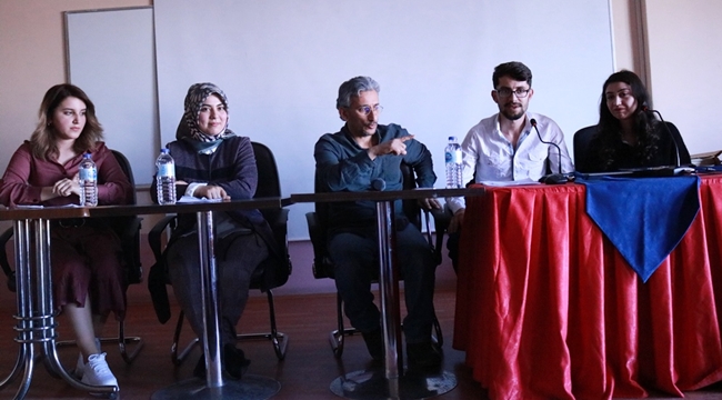 ÖĞRENCİLER, TÜRKİYE’DEKİ FELSEFE ALGISINI ANLATTI