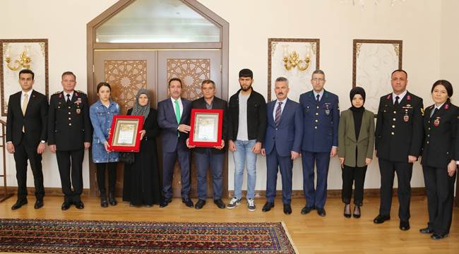 ŞEHİT MUSTAFA ERGEN'İN AİLESİNE ‘ŞEHADET BELGESİ’ VERİLDİ