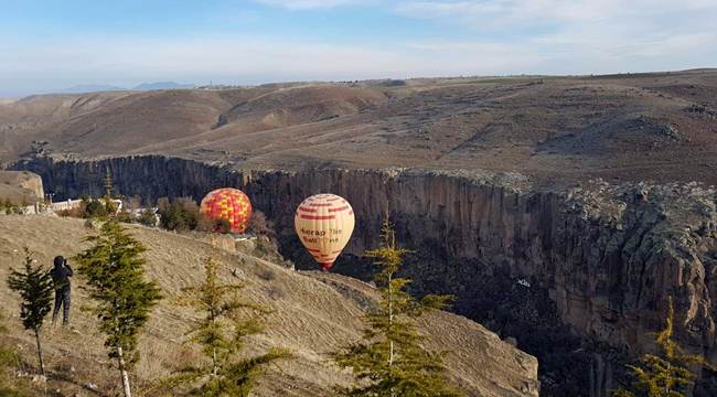 TURİZM HAFTASI KUTLAMALARI IHLARA VADİSİNDE BALON TURU İLE BAŞLIYOR