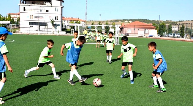 AKSARAY BELEDİYESİ 2019 YILI YAZ SPOR OKULU KAYITLARI BAŞLADI