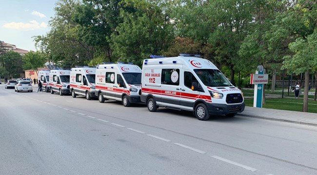 AKSARAY'DA SAĞLIK HİZMETLERİ İÇİN 9 YENİ AMBULANS