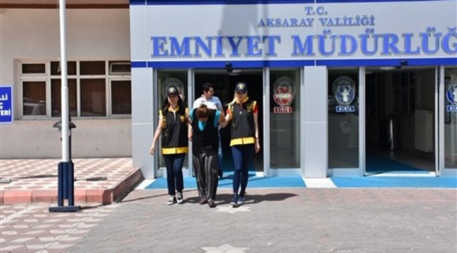 AKSARAY'DA SEMT PAZARINDA YANKESİCİLİK YAPAN BAYAN YAKALANDI