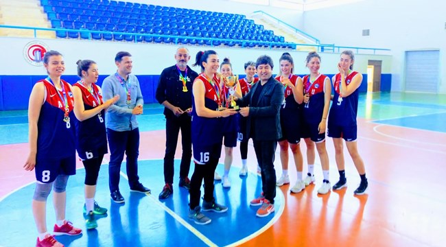 ASÜ KADIN BASKETBOL TAKIMI SÜPER LİGE YÜKSELDİ 