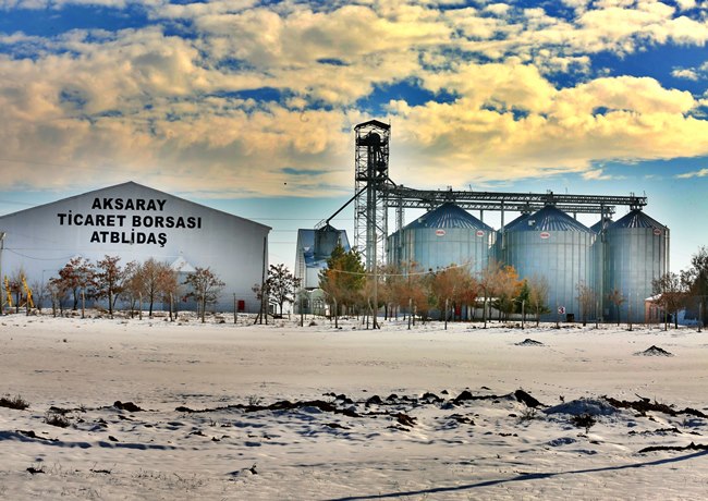 AKSARAY'DA ÇİFTÇİNİN ÜRÜNÜ BORSADA DEĞER KAZANIYOR