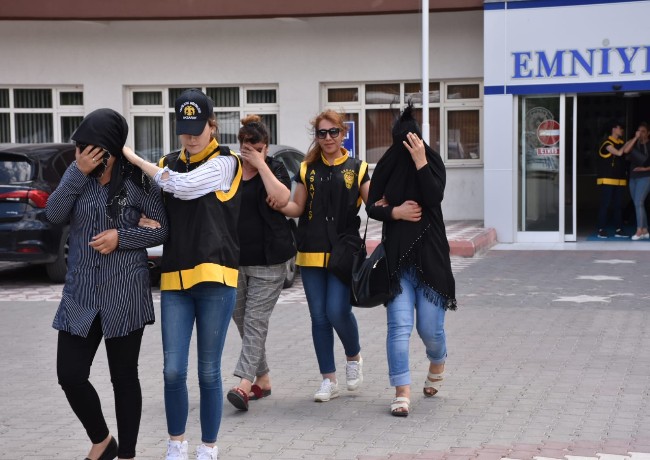 AKSARAY İLİNDEKİ FUHUŞ OPERASYONUNDA TUTUKLAMALAR OLDU