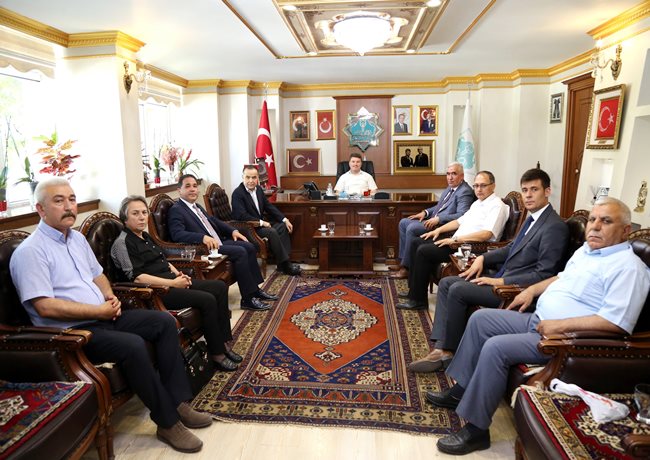 CUMHUR İTTİFAKI HEYETİNDEN BAŞKAN EVREN DİNÇER’E NEZAKET ZİYARETİ