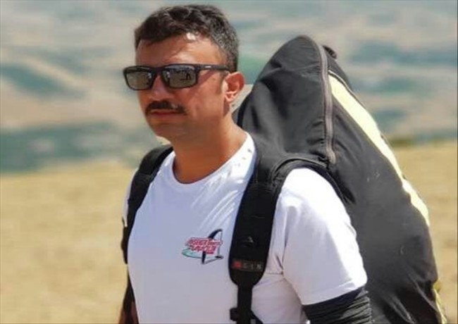 Aksaray'da Yere çakılan paraşütçü hayatını kaybetti