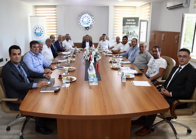 AKSARAY VALİSİ ALİ MANTI “AKSARAY’DA YATIRIM VE İSTİHDAMIN ARTTIRILMASI İÇİN HEP BERABER GAYRET EDİYORUZ”