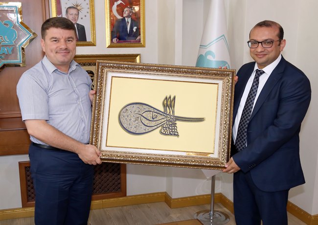 TAPU KADASTRO GENEL MÜDÜR YARDIMCISI BAYÇELEBİ, BAŞKAN DİNÇER’İ ZİYARET ETTİ