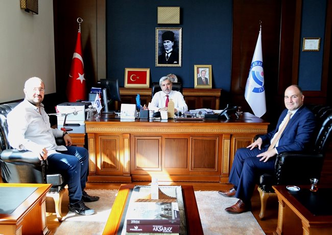 AKSARAY İL SAĞLIK MÜDÜRÜ YEŞİLDAĞ, REKTÖR ŞAHİN’İ ZİYARET ETTİ
