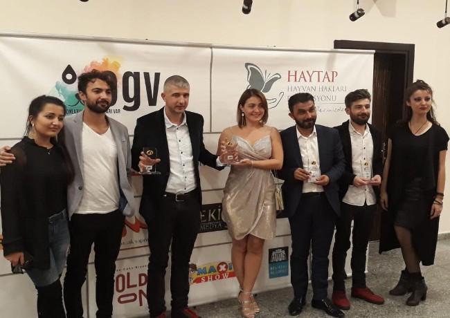 AKSARAY KRAL FM DEN SEVGİ ÇEMBERİ TALAT'A ÖDÜL