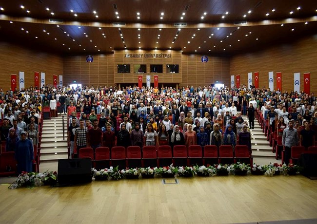 ASÜ İLETİŞİM FAKÜLTESİ FİLM GÜNLERİ "İNSAN" BELGESELİYLE BAŞLADI