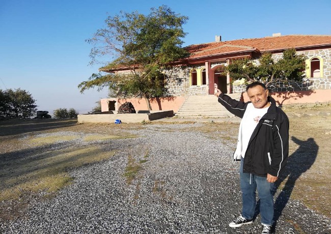 HASANDAĞI ZİRVESİNDE YAPILAN MİLYONLUK TESİS HARABEYE DÖNDÜ