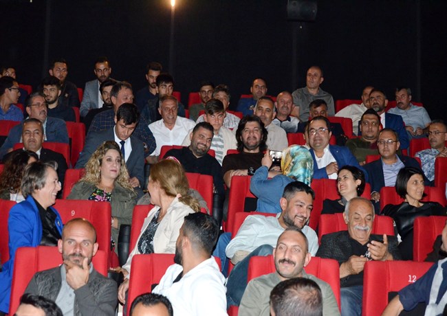 KÜLTÜR PARKSİTE’DE AHMET ŞAFAK’IN FİLMİ GALASINA YOĞUN İLGİ