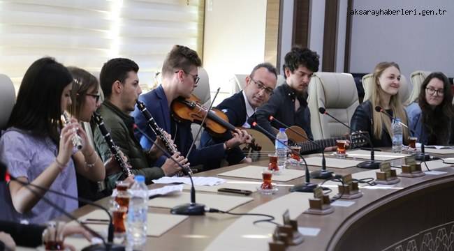 YABANCI ÖĞRENCİLER ASÜ’DE TÜRK MÜZİĞİNİ ÖĞRENDİ