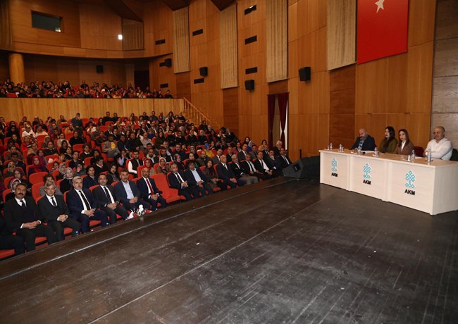 AKSARAY'DA DİSLEKSİ FARKINDALIK HAFTASI KONFERANSI