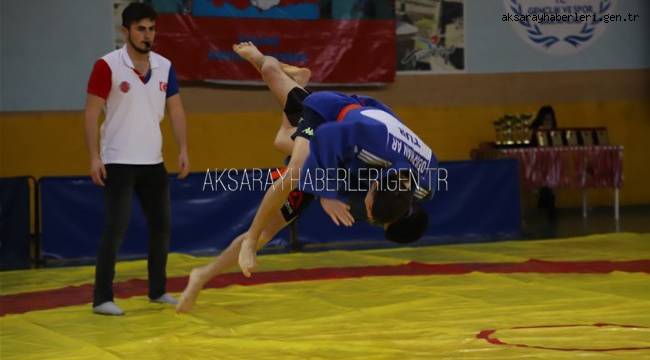 AKSARAY'DA SAMBO TÜRKİYE ŞAMPİYONASI DÜZENLENDİ