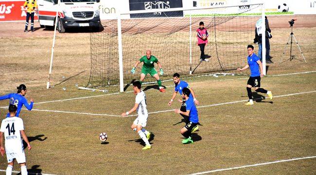 AKSARAY BELEDİYESPOR 3. LİĞDE LİDERLİĞE OTURDU