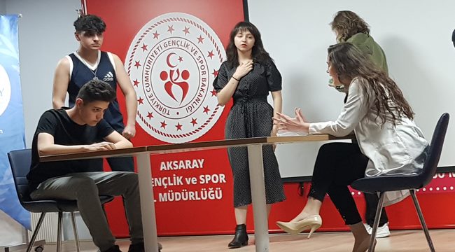 GÖNÜLLERİN BİRİNCİSİ A.C.P S.B.LİSESİ TİYATRO GRUBU!