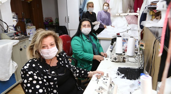 Aksaray'da Girişimci Kadınlardan Sağlık çalışanlarına Maske ve Tulum desteği