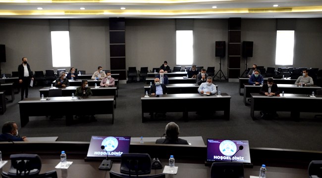 ATSO VE BORSA AKSARAY'DAKİ BANKA MÜDÜRLERİNİ BİR ARAYA GETİRDİ