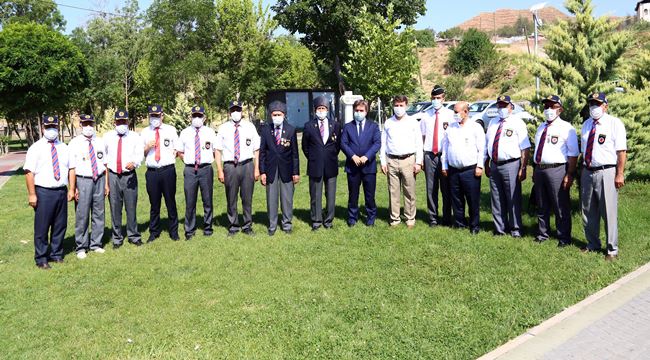 VALİ VE BAŞKAN 20 TEMMUZ BARIŞ VE ÖZGÜRLÜK BAYRAMI’NIN 46. YIL DÖNÜMÜNDE GAZİLERLE BİR ARAYA GELDİ