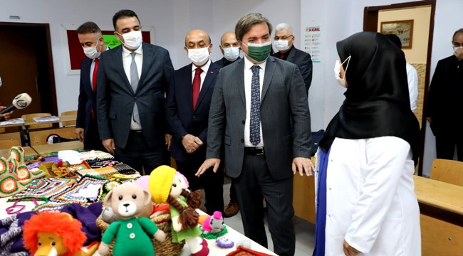 AKSARAY'DA “HÜNERLİ ELLER, USTA ANNELER” PROJESİ HAYATA GEÇTİ