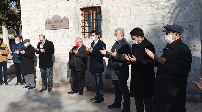 AKSARAYIN HAYIRLI EVLATLARIYLA ADAMLARI SOMUNCU BABA’DA ANILDI!