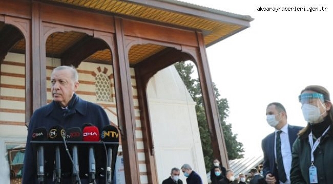 Cumhurbaşkanı Erdoğan, cuma namazı sonrası gazetecilerin sorularını yanıtladı