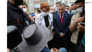 Akşener, Trabzon esnafını ziyaret etti