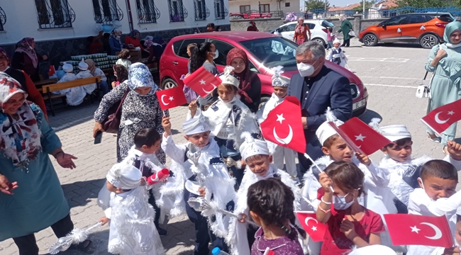 AK PARTİ AKSARAY İL KADIN KOLLARI'NDAN SÜNNET ŞÖLENİ