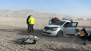 Konya Aksaray yolunda kamyonla otomobil çarpıştı: 2 ölü, 1 yaralı