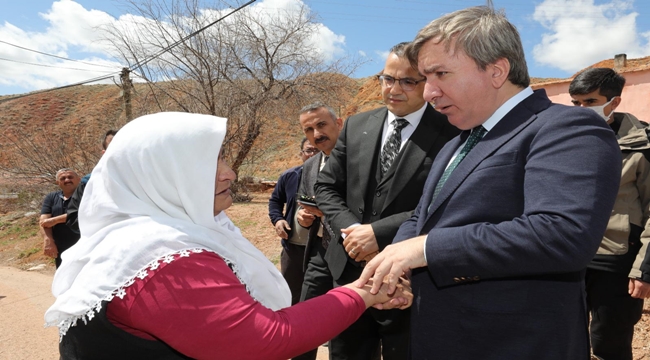 VALİYİ GÖREN FADİME NİNENİN ‘DUAM KABUL OLDU’ SEVİNCİ