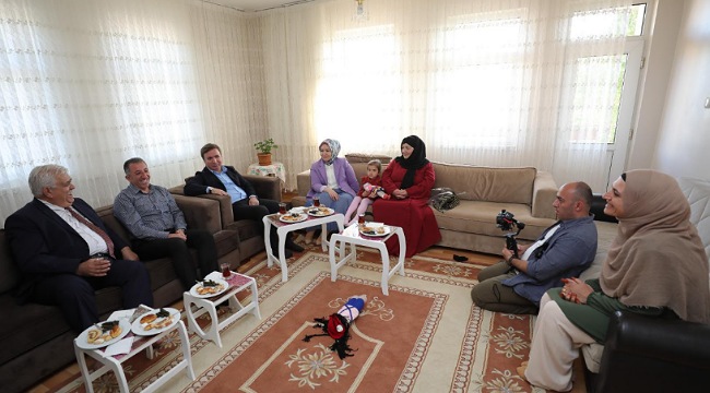 Otizmli Hatice’nin koruyucu ailesinin duygulandıran hikâyesi…