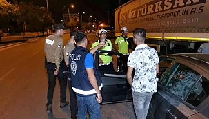 Aksaray'da Araçlar didik didik arandı, sürücü ve yolcular sorgulandı