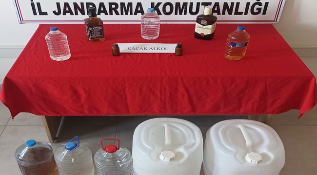 AKSARAY'DA KAÇAK İÇKİ İMALATI YAPAN KİŞİ JANDARMA TARAFINDAN YAKALANDI