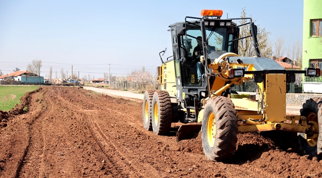 SÜREKLİ BÜYÜYEN, GÖÇ ALAN VE HIZLA GELİŞEN AKSARAY İÇİN YENİ YOLLAR AÇILIYOR