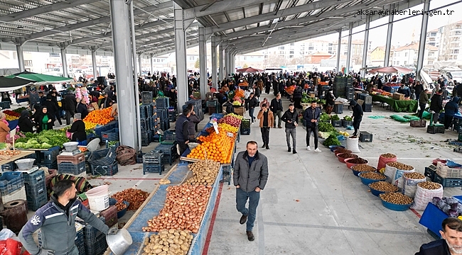 AKSARAY BELEDİYESİ’NİN KAPALI SEMT PAZARLARI TAKDİR TOPLUYOR