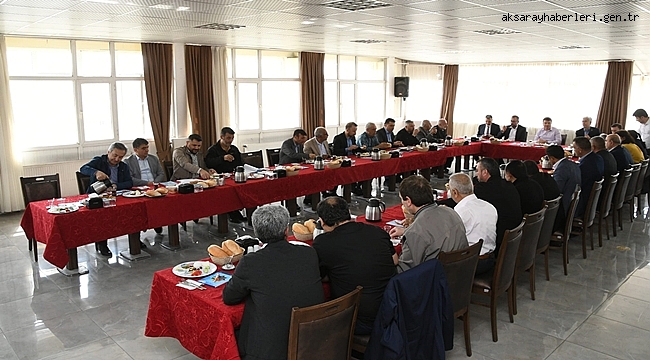 BAŞKAN DİNÇER, "MUHTARLARIMIZ, VATANDAŞ İLE ARAMIZDA KÖPRÜ VAZİFESİ GÖRÜYOR"
