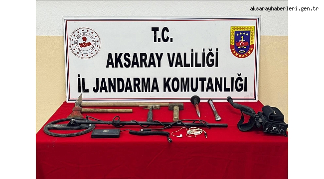 GÜLAĞAÇ İLÇESİNDE 2 DEFİNECİ SUÇÜSTÜ YAKALANDI
