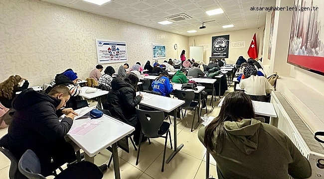 BAŞKAN DİNÇER; "GENÇLERİMİZİN HAYALLERİNE GİDEN YOLDA YANLARINDAYIZ!"